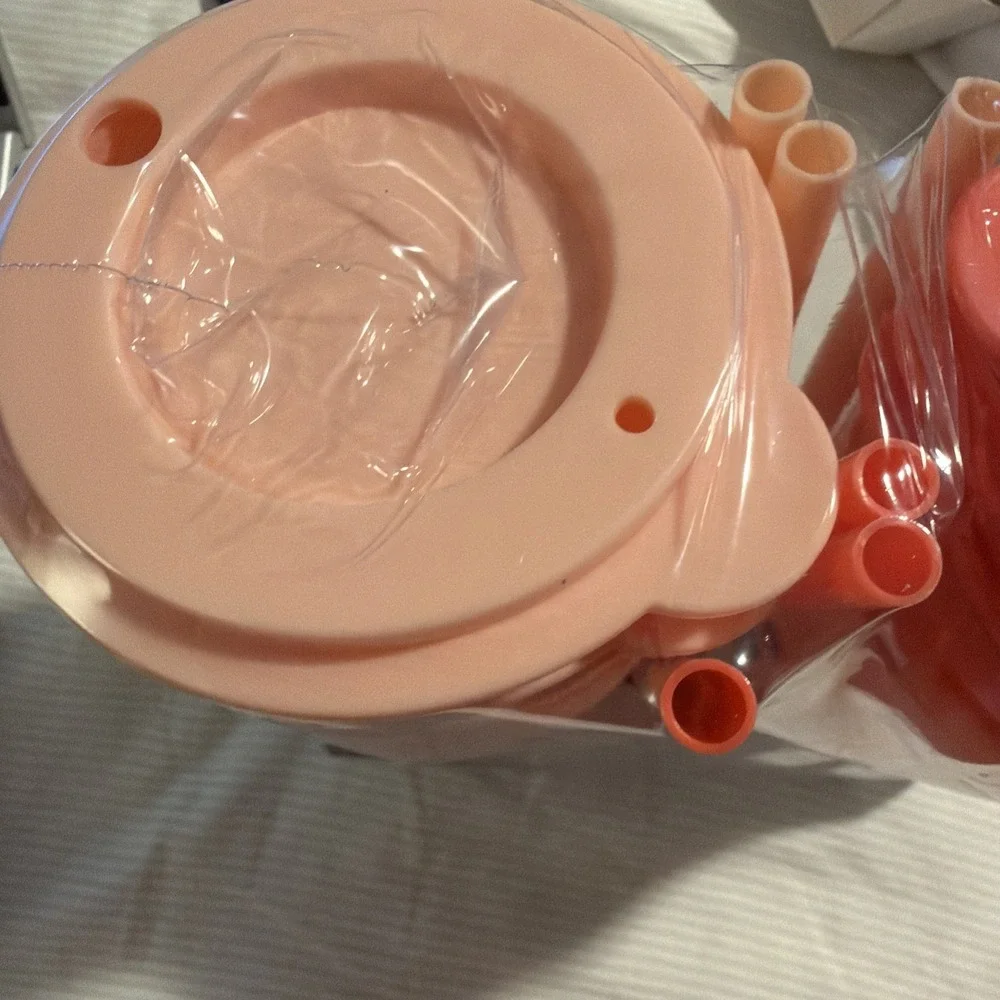 Pillowfort 18 Pc Plastic Kids' Cup Tumbler Drinkware Set in Peach/Melon, New